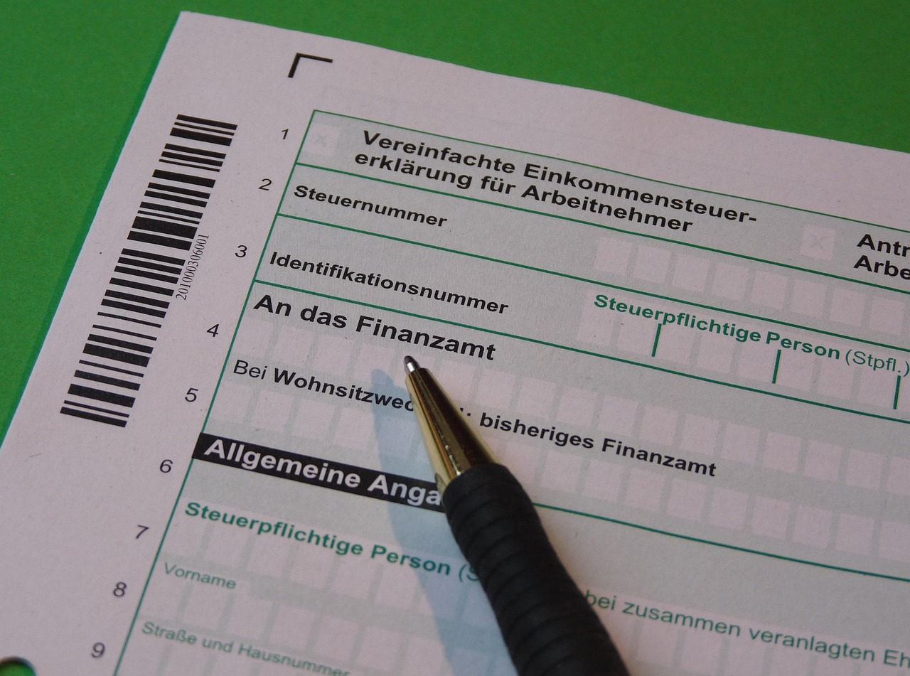 entdecken sie alles, was sie über steuern wissen müssen! unser umfassender leitfaden bietet ihnen wertvolle informationen zu steuerarten, abzügen und aktuellen regelungen in deutschland.